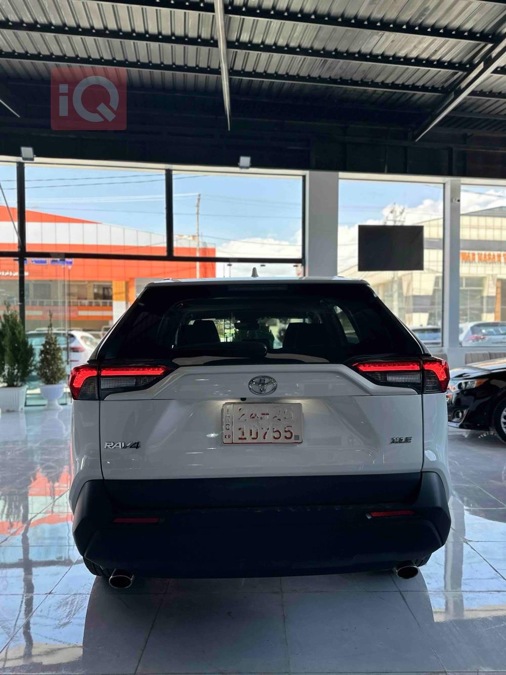 تۆیۆتا ڕاڤ 4